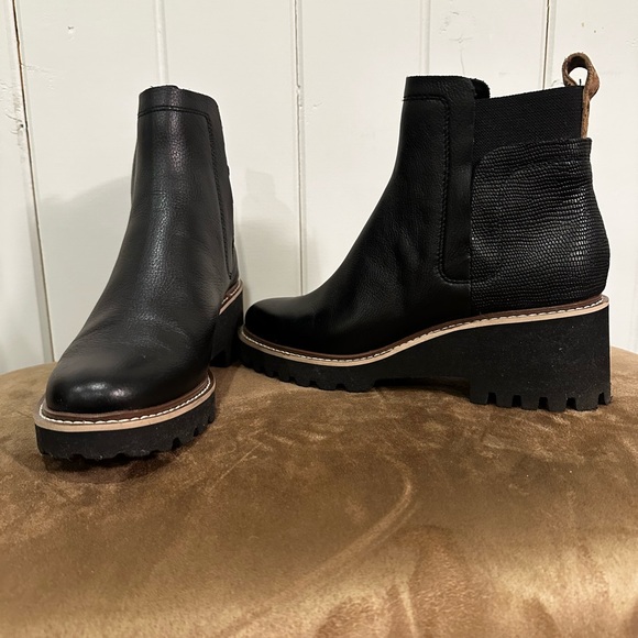 Dolce Vita “Huey H2O Boots” - Picture 3 of 3